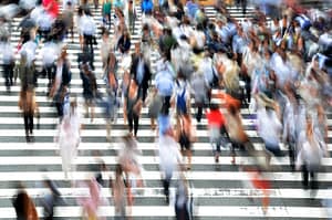 Blurred crowd walking across busy city crosswalk - Philanthropeak Coaching pedestrians, people, busy, movement, hectic, osaka, city, japan, street, asia, crowded, crossing, walking, people, people, people, people, people - Famous People with ADHD UK